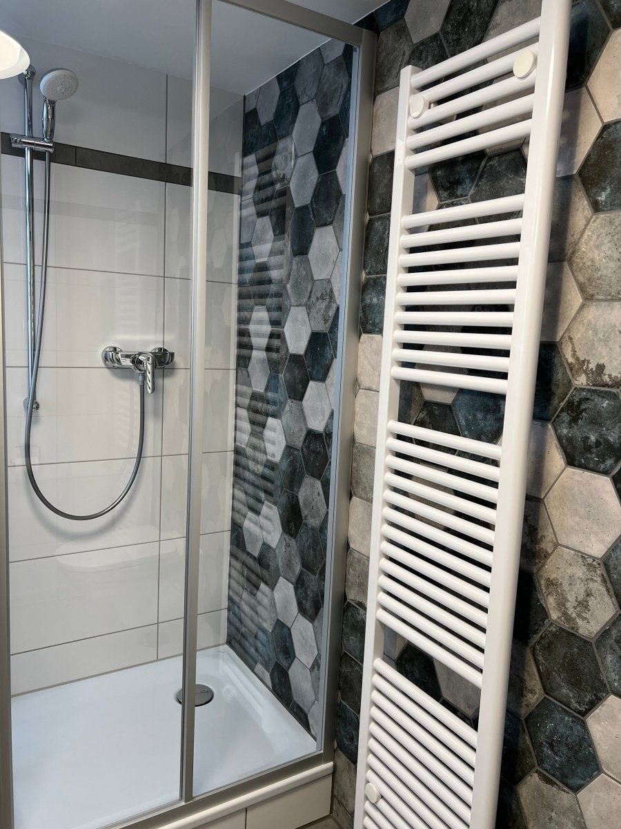 Doppelzimmer Deluxe mit Balkon (ab 30 m²) - HOTEL FALKEN Hechingen