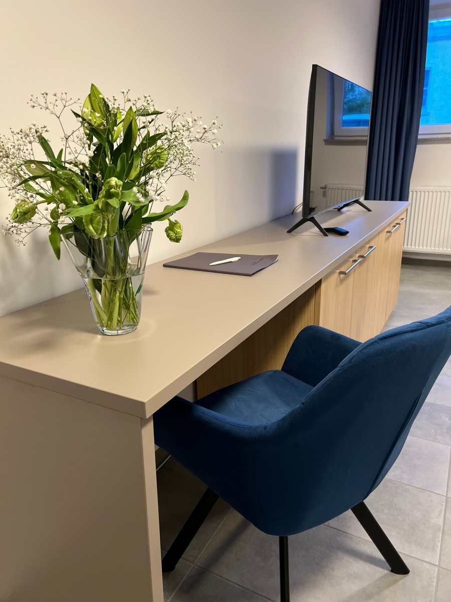 Doppelzimmer Deluxe ohne Balkon (ab 30 m²) - HOTEL FALKEN Hechingen