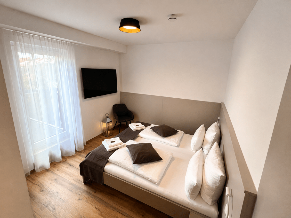 Doppelzimmer Superior mit Balkon - HOTEL FALKEN Hechingen