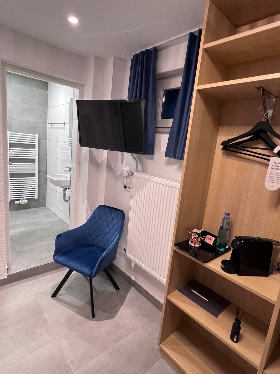 Modernes langzeit Einzelzimmer | Parkplatz - HOTEL FALKEN Hechingen